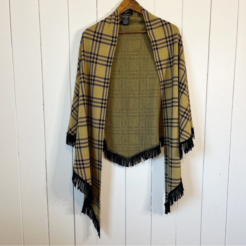 Lennie for Nina Leonard Off Yellow Plaid with Fringe Shawl. Size OS.